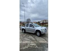 Sahibinden Isuzu D-Max 2.5 4x2 LTD 2012 Model  310.000 km Gri (metalik)