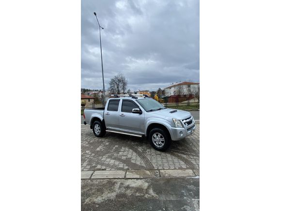 Sahibinden Isuzu D-Max 2.5 4x2 LTD 2012 Model  310.000 km Gri (metalik)