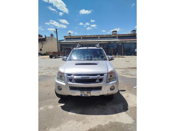 Sahibinden Isuzu D-Max 2.5 4x2 LTD 2012 Model  314.000 km Gri (metalik)
