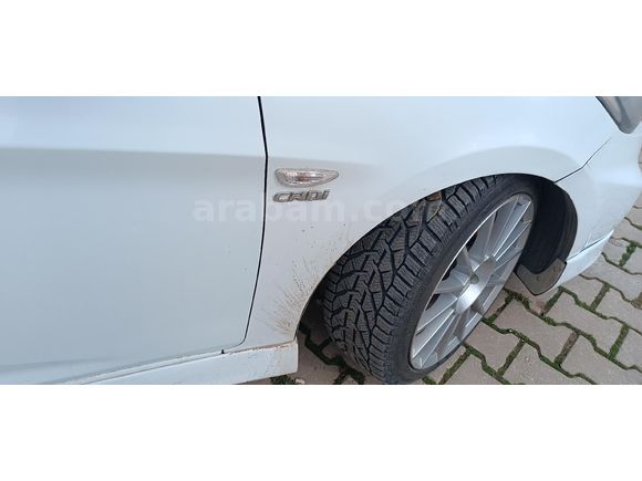 Sahibinden Hyundai Accent Blue 1.6 CRDI Mode 2012 Model