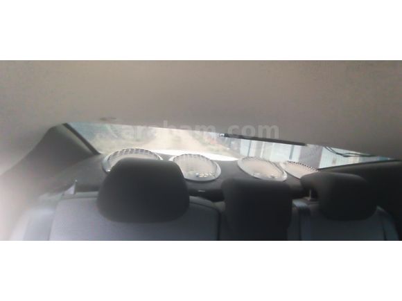 Sahibinden Hyundai Accent Blue 1.6 CRDI Mode 2012 Model
