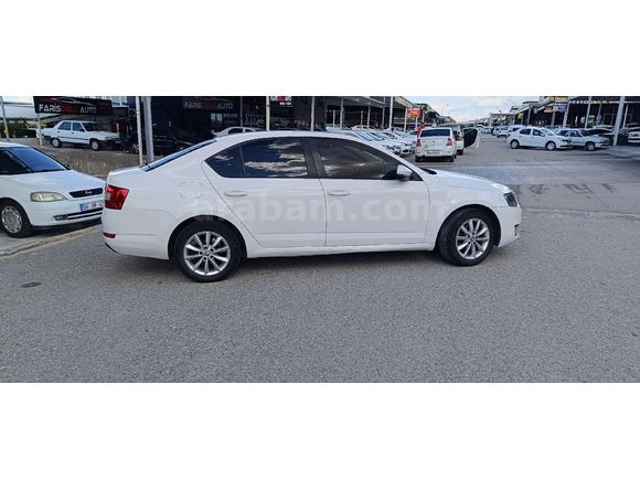 Sahibinden Skoda Octavia 1.6 TDI Style CR 2016 Model