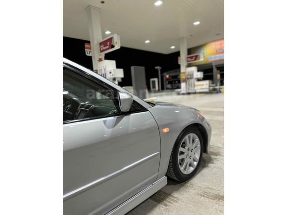 CEYLAN MOTORSDAN Honda Civic 1.6i VTEC ES 2005 Model Antalya