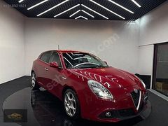BUY CAR'DAN 2016 Alfa Romeo Giulietta-Super TCT K.K 12 TAKSİT