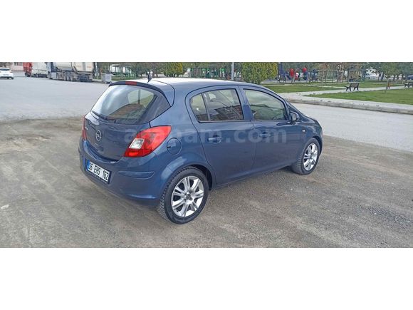 ACİL TEMİZ CORSA  SAHİBİNDEN