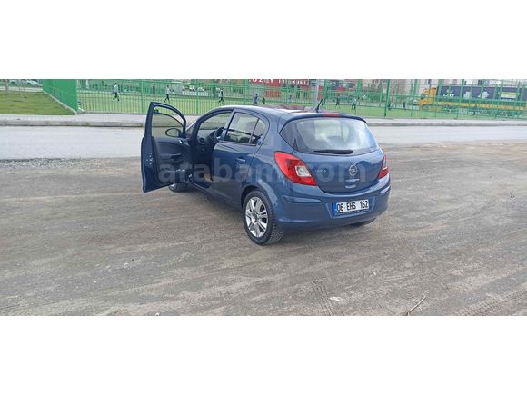 ACİL TEMİZ CORSA  SAHİBİNDEN