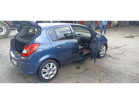 ACİL TEMİZ CORSA  SAHİBİNDEN
