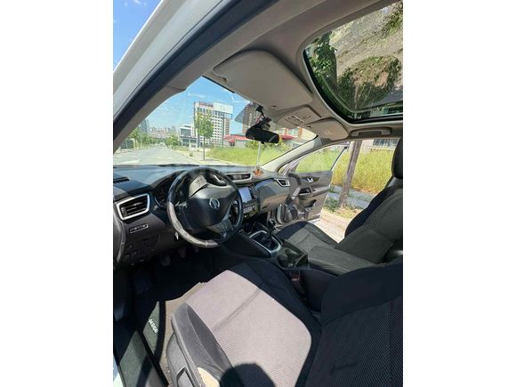 HATASIZ SAHİBİNDEN 1.5dci QASHQAİ TEKNA SKYPACK START-STOP
AÇIKLAMAYI OKU
