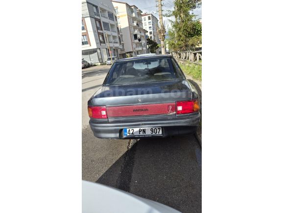 Sahibinden Mazda 323 1.6 GLX 1991 Model