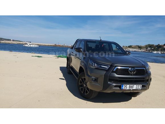 Sahibinden Toyota Hilux 2.4 D-4D 4x4 Invincible 2022 Model