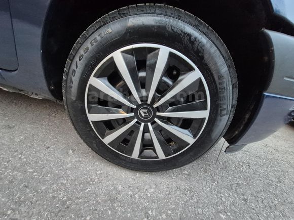 Sahibinden Renault Clio 1.4 RXT 2001 Model