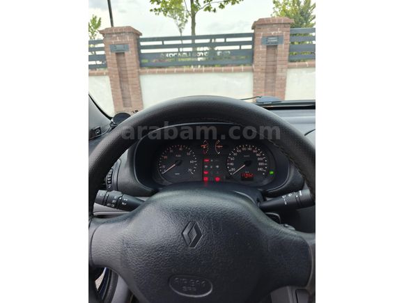 Sahibinden Renault Clio 1.4 RXT 2001 Model
