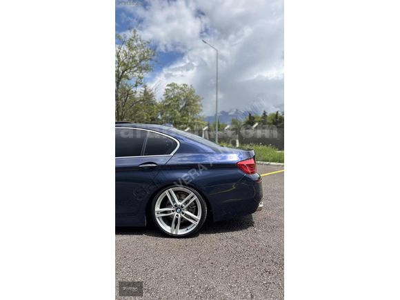 VERA AUTO'DAN BMW 5.20D CARBON SCHWARS