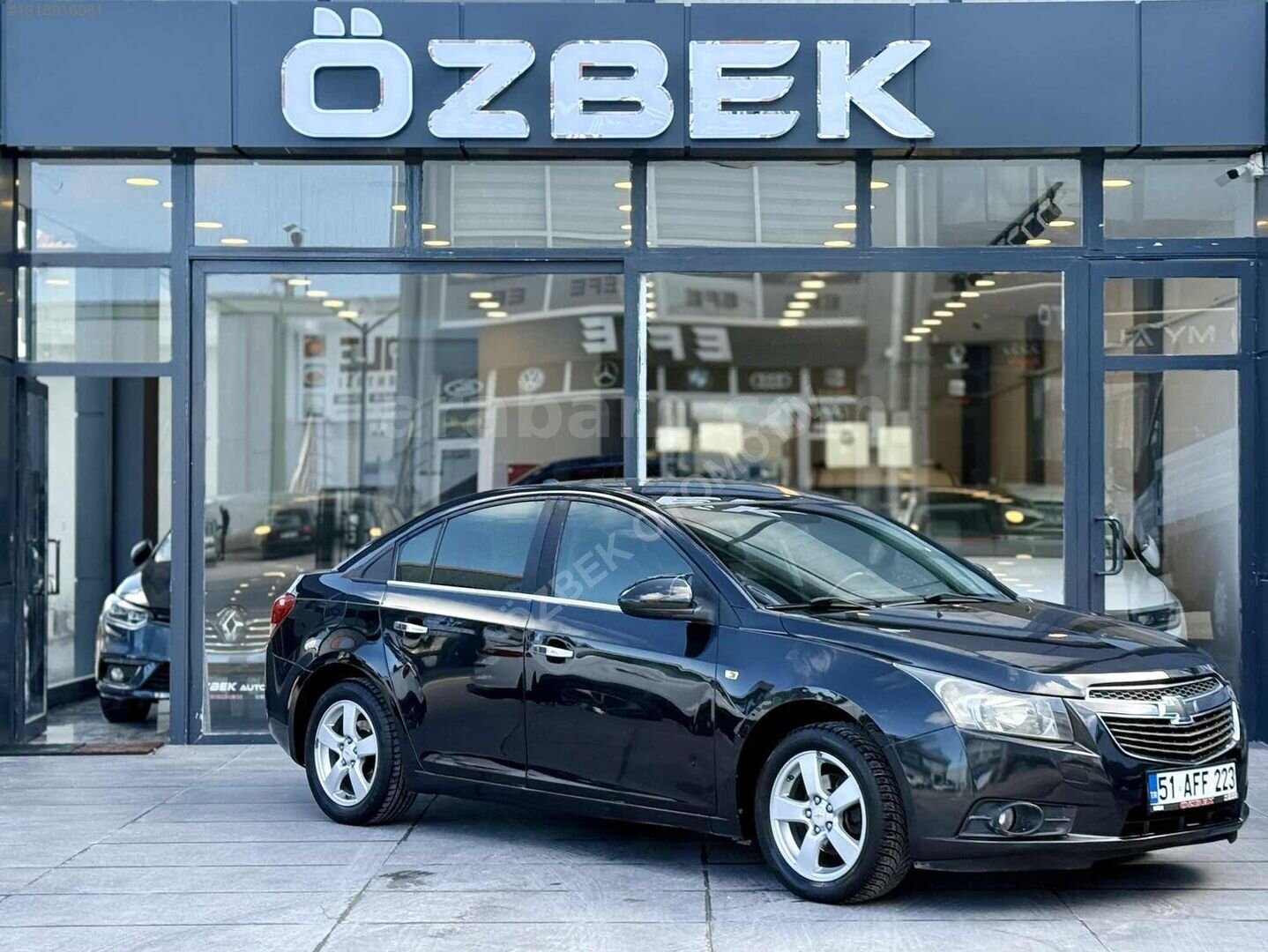 Galeriden Chevrolet Cruze 1.6 LS Plus 2010 Model Niğde 247.000 km Siyah 1