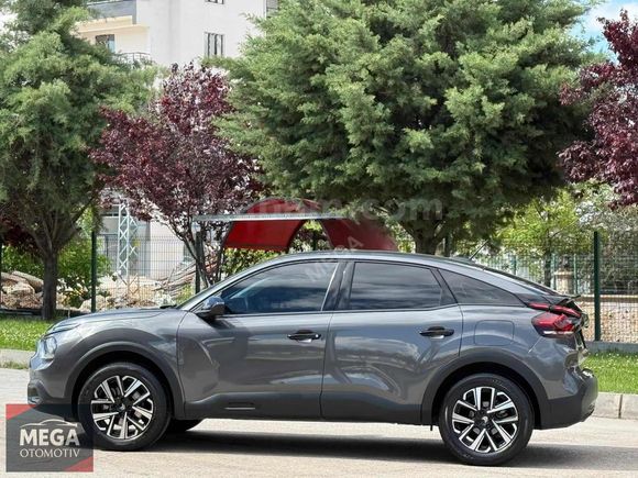 MEGA OTO'DAN 2024 CİTROEN C4 1.2 P.TECH EAT8''HATASIZ+23.000KM''