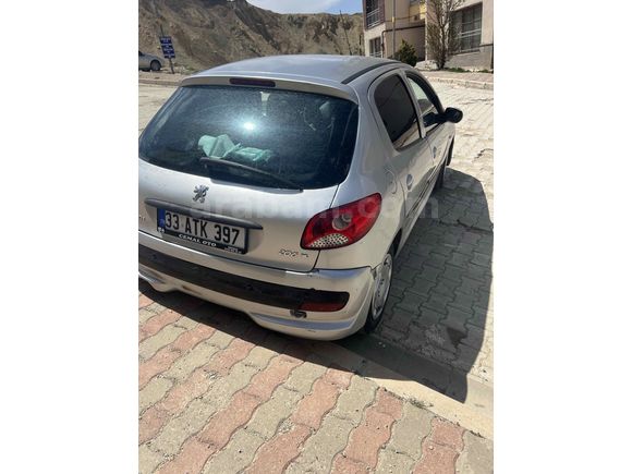 Sahibinden Peugeot 206+ 1.4 HDi Comfort 2011 Model 