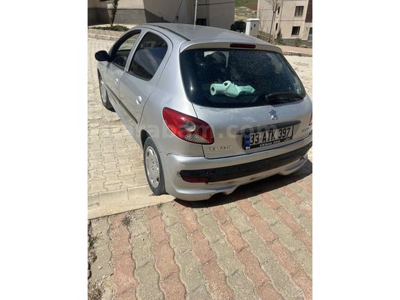 Sahibinden Peugeot 206+ 1.4 HDi Comfort 2011 Model 