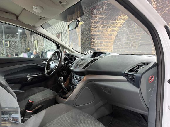 HATASIZ BOYASIZ 2012 C-MAX 1.6 TDCİ TREND K.K.12 TAKSİT