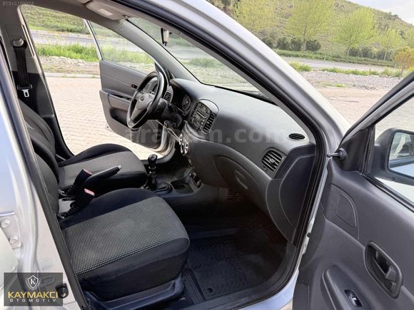 2011 ACCENT ERA 1.5 CRDİ 177.000 KMDE EMSALSİZ TEMİZLİKTE