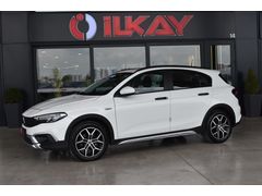 İLKAY'DAN 2025 FİAT EGEA CROSS 1.6 M.JET 130 BG URBAN 11,000 KM