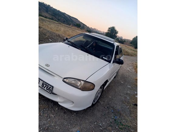 Sahibinden Hyundai Accent 1.5 GT 1998 Model