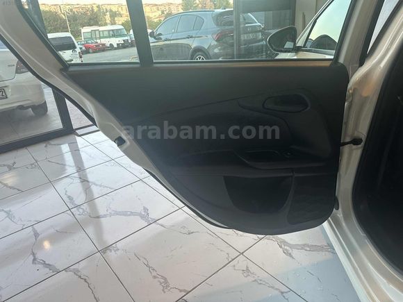 İnecik Otomotiv den Fiat Egea 1.4 easy Benzin HATASIZ
