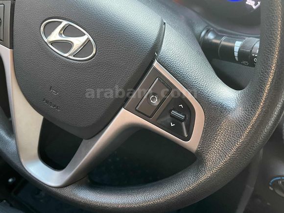 ÖZTÜRK'TEN HYUNDAİ ACCENT BLUE 1.6CRDİ MODE PLUS
