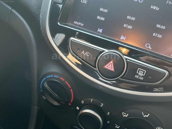ÖZTÜRK'TEN HYUNDAİ ACCENT BLUE 1.6CRDİ MODE PLUS