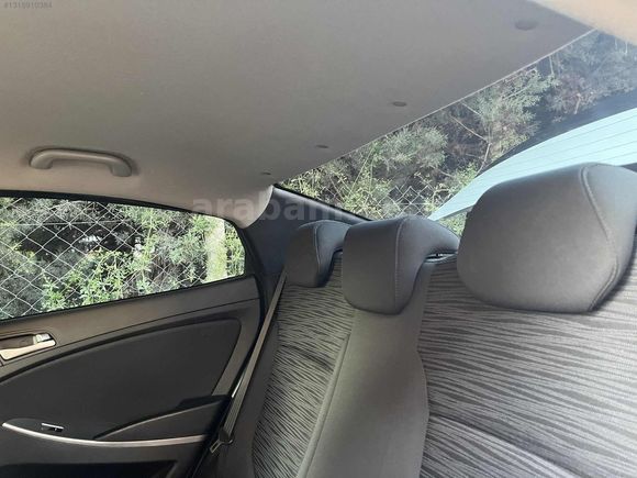 ÖZTÜRK'TEN HYUNDAİ ACCENT BLUE 1.6CRDİ MODE PLUS