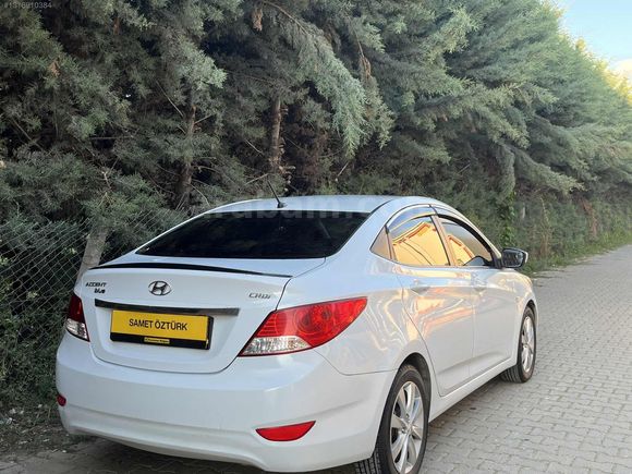 ÖZTÜRK'TEN HYUNDAİ ACCENT BLUE 1.6CRDİ MODE PLUS