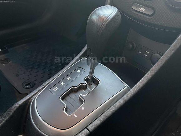 ÖZTÜRK'TEN HYUNDAİ ACCENT BLUE 1.6CRDİ MODE PLUS