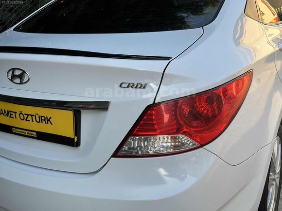 ÖZTÜRK'TEN HYUNDAİ ACCENT BLUE 1.6CRDİ MODE PLUS