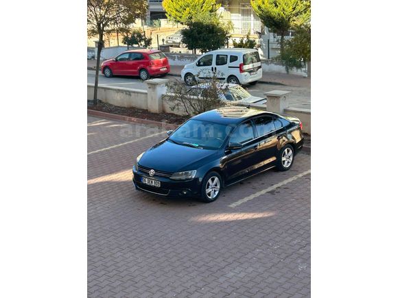Sahibinden Volkswagen Jetta 1.6 TDi Highline 2012 Model 
