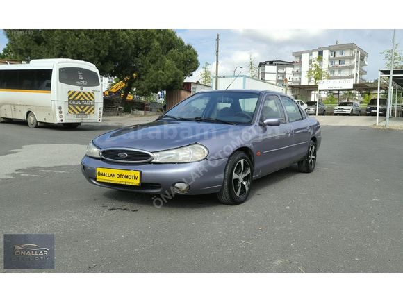 FORD MONDEO KLİMALI SANRUFLU MÜKEMMEL TEMİZLİKTE