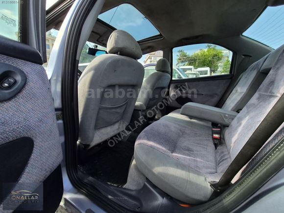 FORD MONDEO KLİMALI SANRUFLU MÜKEMMEL TEMİZLİKTE