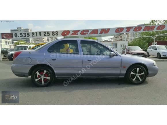 FORD MONDEO KLİMALI SANRUFLU MÜKEMMEL TEMİZLİKTE
