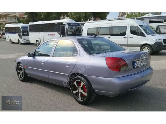 FORD MONDEO KLİMALI SANRUFLU MÜKEMMEL TEMİZLİKTE