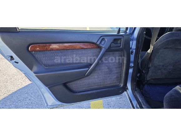 Sahibinden Opel Vectra 2.0 CD 1993 Model  306.000 km Mavi