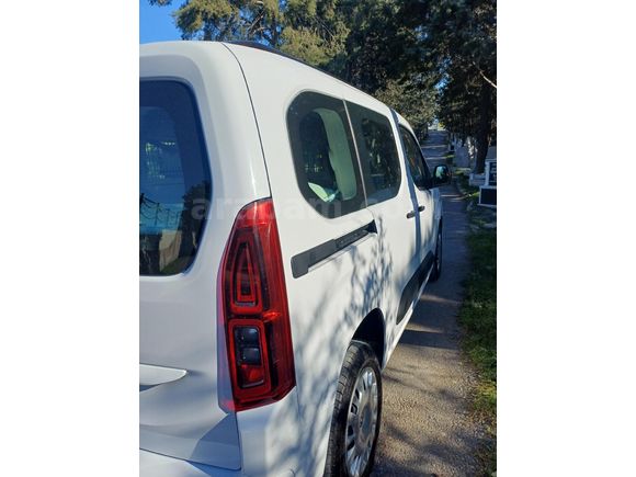 Sahibinden Opel Combo 1.5 CDTI Essential 2025 Model