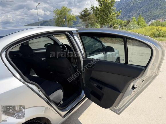 EKER OTOMOTİV"DEN 2008 OPEL ASTRA 1.3 CDTİ MASRAFSIZ BAKIMLI