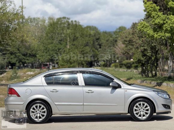EKER OTOMOTİV"DEN 2008 OPEL ASTRA 1.3 CDTİ MASRAFSIZ BAKIMLI