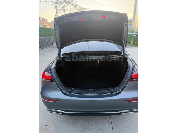 DE-CE GRUP OTOMOTİVDEN E200 D EXCLUSİVE HATASIZ TABA