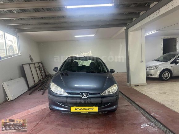 KREDİ KARTI 12 TAKSİT-BERAT'DAN 2006 PEUGEOT 206 1.4 123KM ORJNL