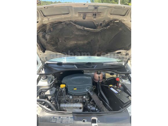 Sahibinden Renault Clio 1.4 RTA 2000 Model 