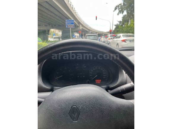 Sahibinden Renault Clio 1.4 RTA 2000 Model 