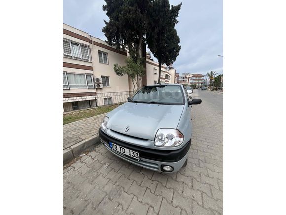 Sahibinden Renault Clio 1.4 RTA 2000 Model 