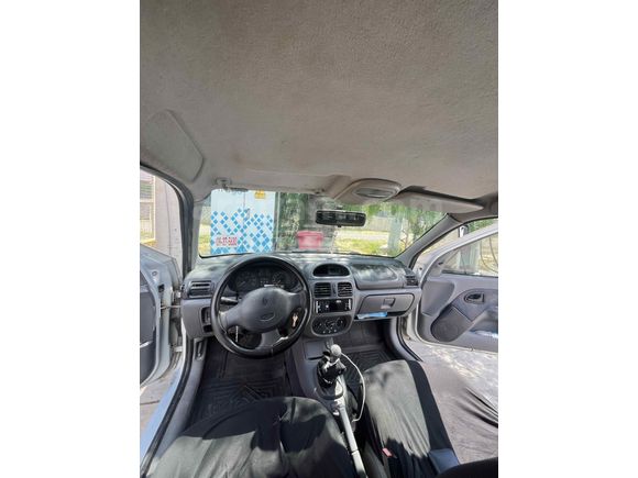 Sahibinden Renault Clio 1.4 RTA 2000 Model 