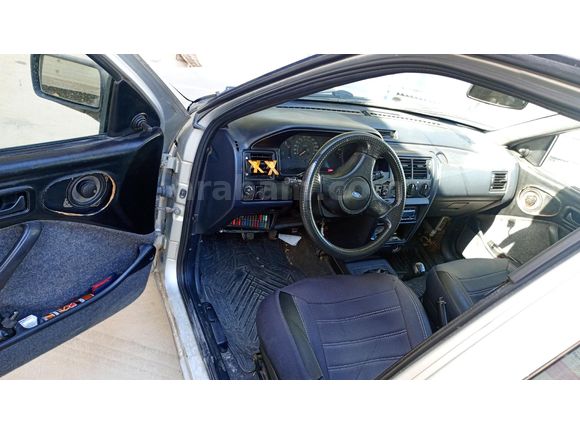 Sahibinden klimalı aktif Ford Escort 1.6 CLX 1995 Model