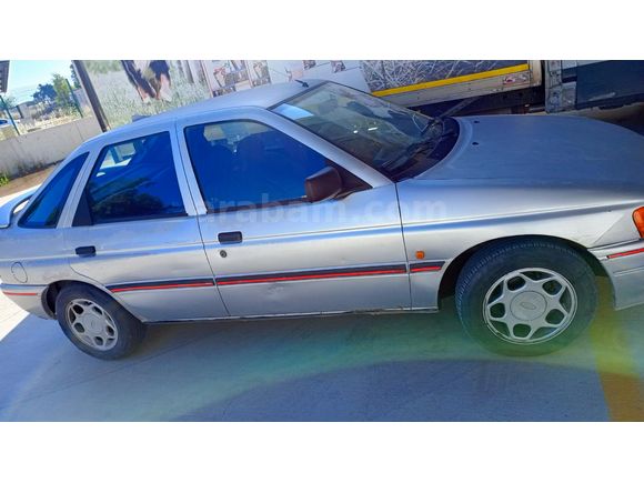 Sahibinden klimalı aktif Ford Escort 1.6 CLX 1995 Model
