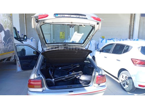 Sahibinden klimalı aktif Ford Escort 1.6 CLX 1995 Model